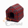 Soft pet bed / house