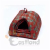 Soft pet bed / house